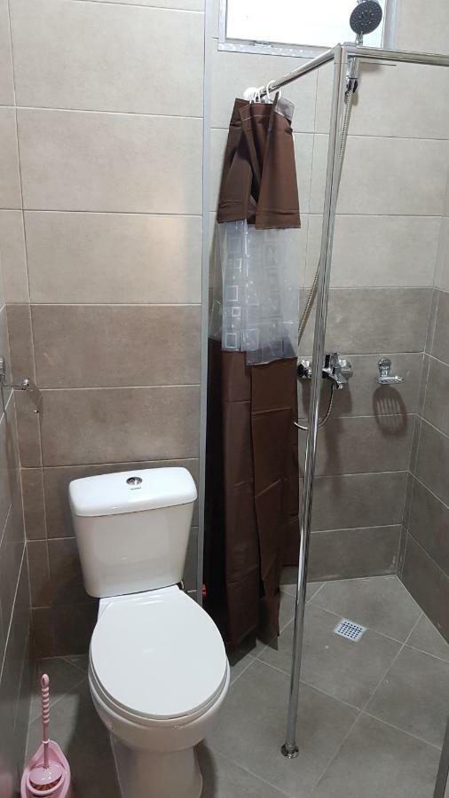 Femily Hotel In Batumi Mareti Str 2 外观 照片
